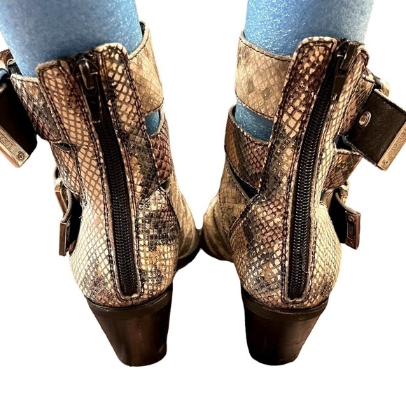 Jeffrey Campbell Cacares Snakeskin Ankle Boots 3 Buckles Moto Chunk Heel SZ 6.5 - Picture 10 of 15